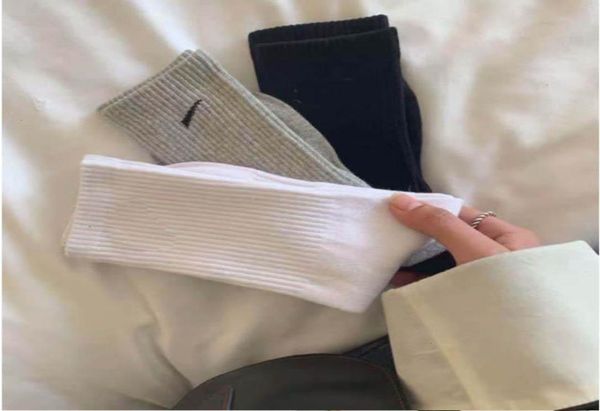 sockshook socks black white grey men039s and women039s sports basketball college style short solid socks7321734
sockshook socks black white grey men039s and women039s sports basketball college style short solid socks7321734