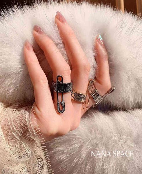 western empress dowager039s saturn pin with diamond personalized simple goldplated ring for men and women9939045, Silver
western empress dowager039s saturn pin with diamond personalized simple goldplated ring for men and women9939045, Silver