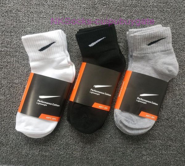 fashion classic men039s socks 3 pairs of 1 card hook brand designer versatile sports sock men women luxury wear medium short sp5651684, Black
fashion classic men039s socks 3 pairs of 1 card hook brand designer versatile sports sock men women luxury wear medium short sp5651684, Black