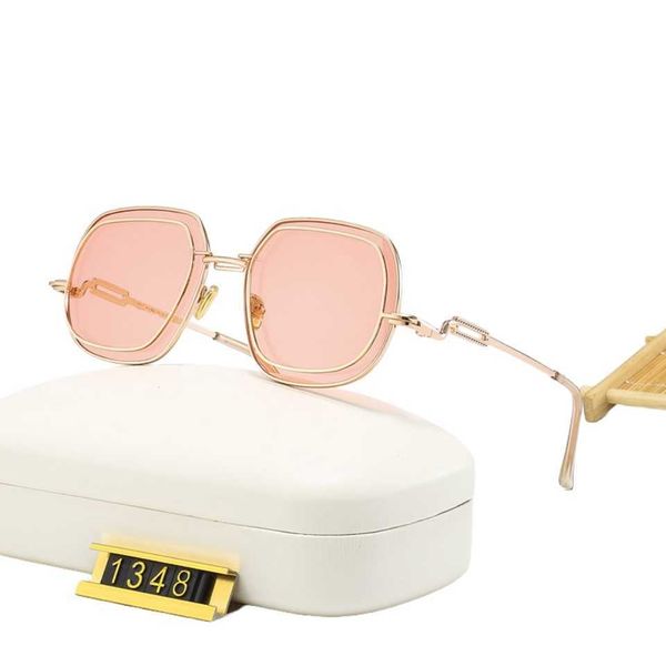 sunglasses designer classic luxury fashion new fashion large frame metal mesh red men and women couple driving fashionable glasses, White;black
sunglasses designer classic luxury fashion new fashion large frame metal mesh red men and women couple driving fashionable glasses, White;black