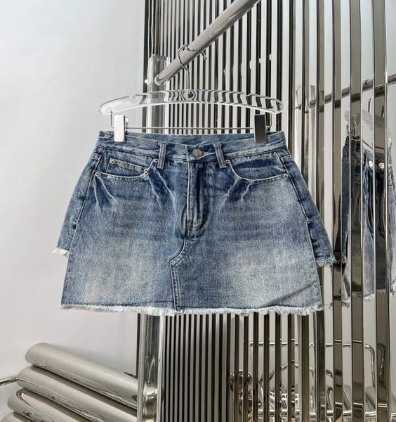 new womens shorts fashionable casual jogging pants solid highquality slim lady european highend brand designers linear locomo7624440, White;black
new womens shorts fashionable casual jogging pants solid highquality slim lady european highend brand designers linear locomo7624440, White;black