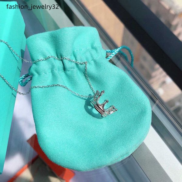 designers necklace luxury designer necklaces women charm jewelry light luxurys classic love pendant simple clavicle chain for birthday gift, Silver
designers necklace luxury designer necklaces women charm jewelry light luxurys classic love pendant simple clavicle chain for birthday gift, Silver