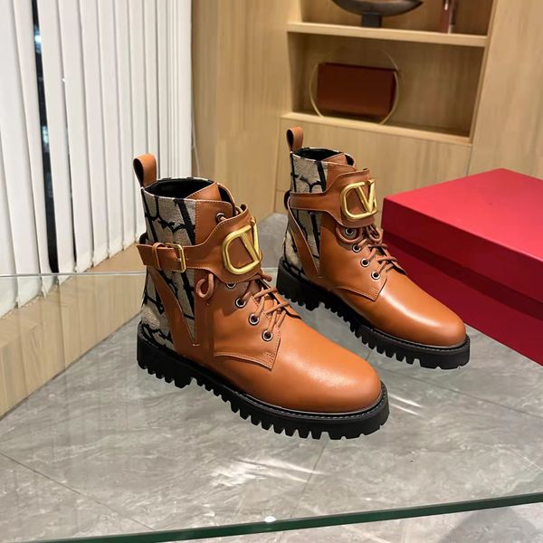 designer skis boots valentinolies fashion women's leather ankle boots winter leather booties
designer skis boots valentinolies fashion women's leather ankle boots winter leather booties