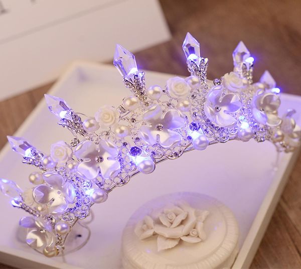 2017 new baroque handmade led tiara women crystal floral headdress pearls rhinestone light crowns wedding hair accessories hg126 s7128828, Slivery;golden
2017 new baroque handmade led tiara women crystal floral headdress pearls rhinestone light crowns wedding hair accessories hg126 s7128828, Slivery;golden