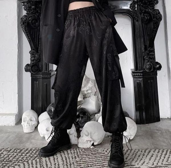 gothic dragon printed cargo pants women harajuku bf style japanese loose streetwear black goth casual trousers autumn 2021 women4596705, Black;white
gothic dragon printed cargo pants women harajuku bf style japanese loose streetwear black goth casual trousers autumn 2021 women4596705, Black;white