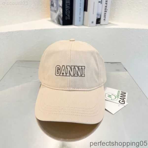 ball high-quality embroidery washed cotton baseball caps men's and women's adjustable duck cap student ganni fashion multi-color h, Blue;gray
ball high-quality embroidery washed cotton baseball caps men's and women's adjustable duck cap student ganni fashion multi-color h, Blue;gray