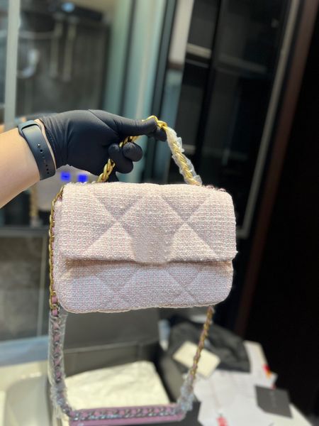 ladies classic evening designer shoulder bags womens fashion brand chains cowhide wallets handbags travel crossbody bags
ladies classic evening designer shoulder bags womens fashion brand chains cowhide wallets handbags travel crossbody bags