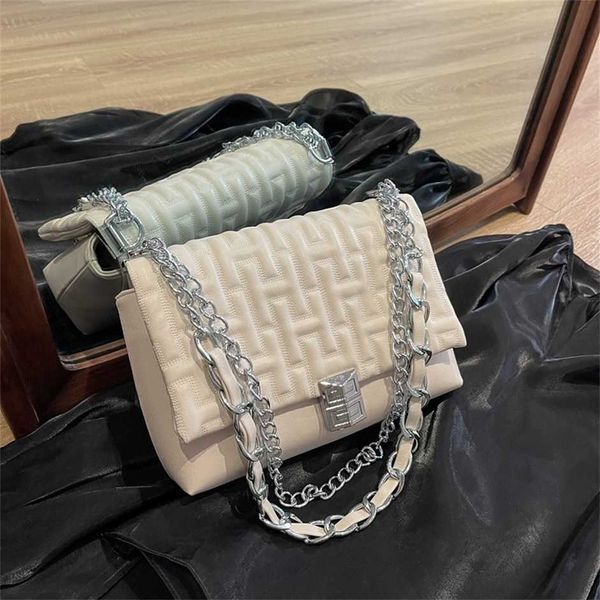2023 new embossed crossbody advanced commuter women's small chain shoulder bag bags 50% off wholesale
2023 new embossed crossbody advanced commuter women's small chain shoulder bag bags 50% off wholesale