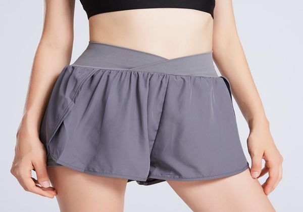 l legging style 2021 new sports shorts women loose summer quick-drying running fitness pants anti-exposure high waist dance yoga pants 87423, Black;white
l legging style 2021 new sports shorts women loose summer quick-drying running fitness pants anti-exposure high waist dance yoga pants 87423, Black;white