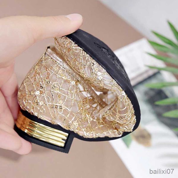 dress shoes summer female breathable mesh sandals women transparent shoes sequins low heels dress shoes silver big size r230901, Black
dress shoes summer female breathable mesh sandals women transparent shoes sequins low heels dress shoes silver big size r230901, Black