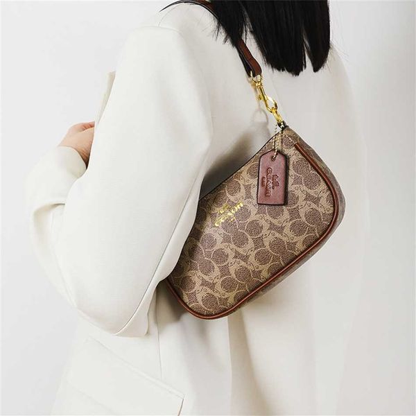 old flower underarm 2023 summer new style versatile women's one shoulder handheld crossbody bag clearance 85% off
old flower underarm 2023 summer new style versatile women's one shoulder handheld crossbody bag clearance 85% off