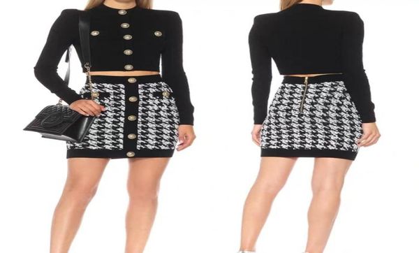 winter new plaid skirt 2019 autumn single breasted rivet bright silk tweed woolen stitching short mini women skirt clothes1164663, Black
winter new plaid skirt 2019 autumn single breasted rivet bright silk tweed woolen stitching short mini women skirt clothes1164663, Black