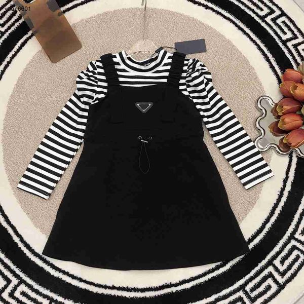 luxury fashion girls dresses tracksuits baby autumn sets size 100-150 cm contrast striped design round neck underlay and strap dress aug30, White
luxury fashion girls dresses tracksuits baby autumn sets size 100-150 cm contrast striped design round neck underlay and strap dress aug30, White