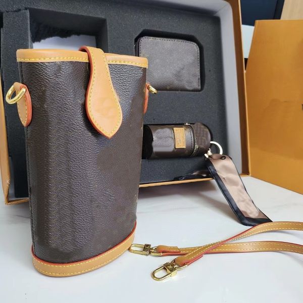 2023 european and american combination set french fries bag, popcorn bag, mobile phone bag, genuine leather versatile shoulder bag, crossbod
2023 european and american combination set french fries bag, popcorn bag, mobile phone bag, genuine leather versatile shoulder bag, crossbod