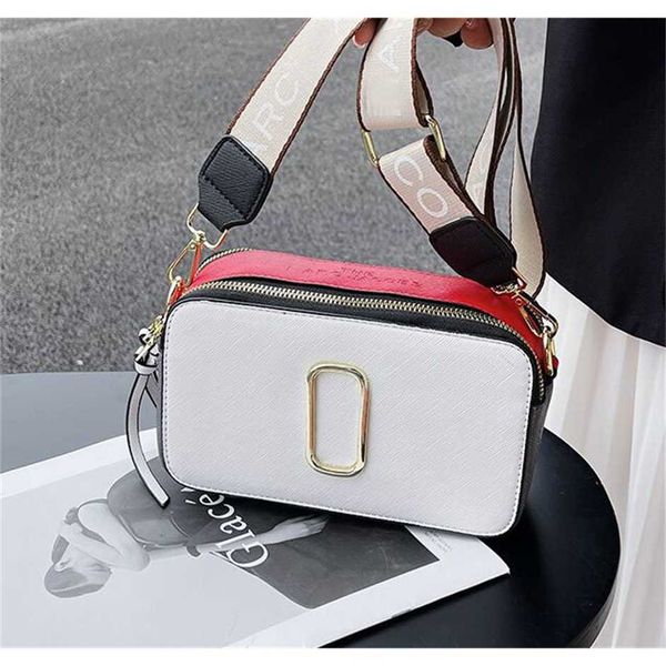retail cosmetic women wallets new 2023 contrast color small square bag trend letter single shoulder messenger bags 20-12-7cm 50% off wholesa
retail cosmetic women wallets new 2023 contrast color small square bag trend letter single shoulder messenger bags 20-12-7cm 50% off wholesa