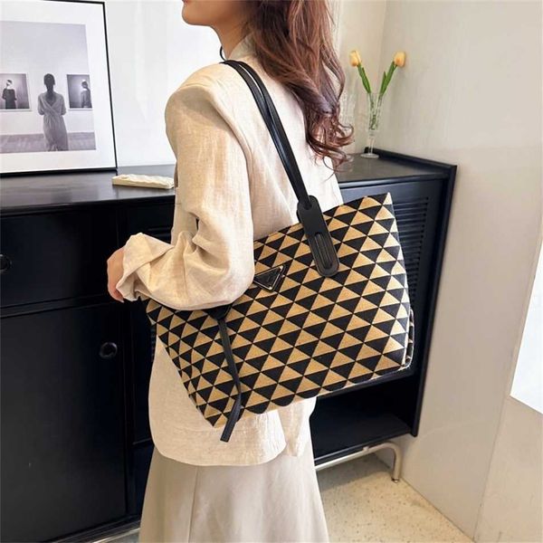 new tote triangle large capacity beach portable one shoulder underarm bag for women clearance 85% off
new tote triangle large capacity beach portable one shoulder underarm bag for women clearance 85% off