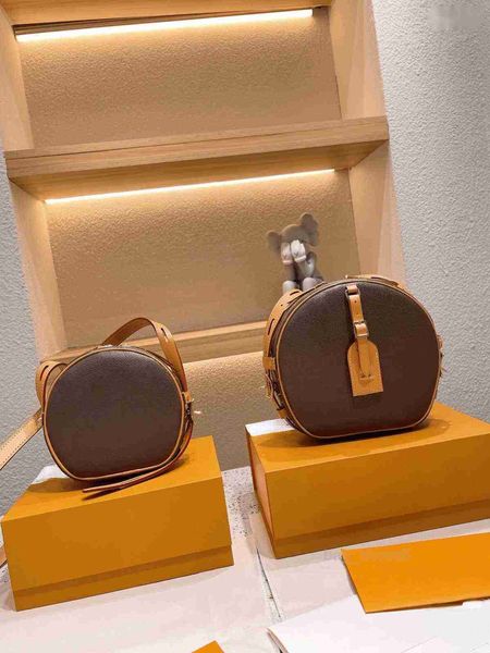 shoulder bags women handbag messenger circular wallet stylish personality fashion underarm leather soft purses 1103
shoulder bags women handbag messenger circular wallet stylish personality fashion underarm leather soft purses 1103