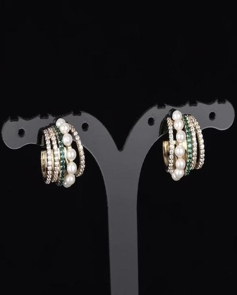 european and american fashion french light luxury multicircle hollow highend pearl ear buckle temperament wild ear bone clip gir3231496, Silver
european and american fashion french light luxury multicircle hollow highend pearl ear buckle temperament wild ear bone clip gir3231496, Silver