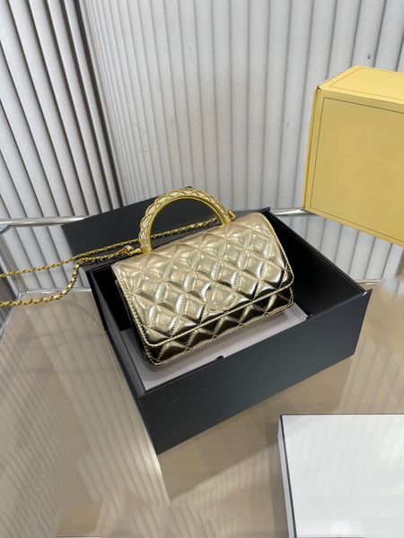 2023 fashion casual women's retro diamond lattice handbag chain shoulder crossbody bag
2023 fashion casual women's retro diamond lattice handbag chain shoulder crossbody bag