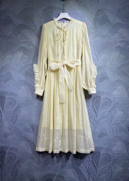 italian design, new autumn 2023, with a bow tie and belt long sleeved dress, Black;gray
italian design, new autumn 2023, with a bow tie and belt long sleeved dress, Black;gray