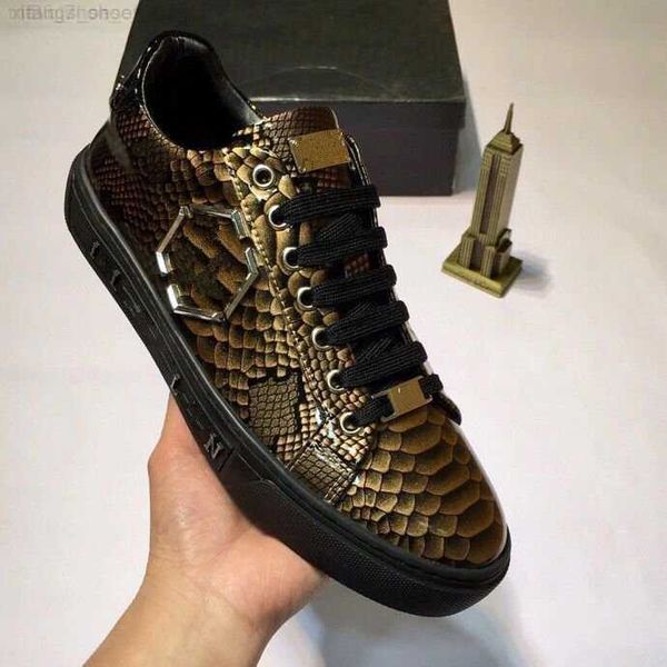 luxury designer brand philipp men's shoes skull pp walking leather cowhide man sports casual fashion shoe sneakers, Black
luxury designer brand philipp men's shoes skull pp walking leather cowhide man sports casual fashion shoe sneakers, Black