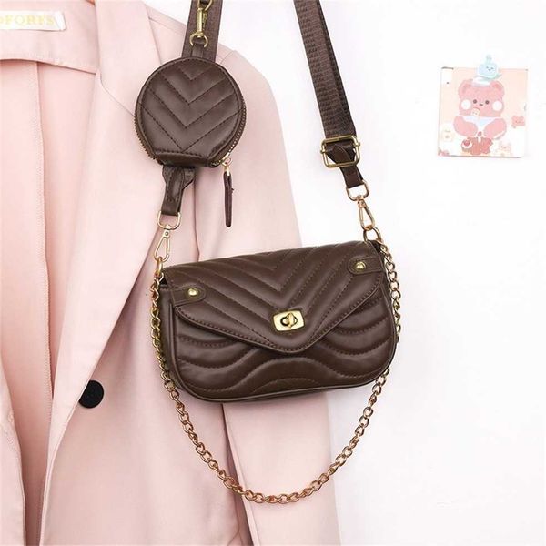 popular women's mother and child new fashion chain one shoulder mesh red texture small square bag premium 2023 55% off factory online
popular women's mother and child new fashion chain one shoulder mesh red texture small square bag premium 2023 55% off factory online