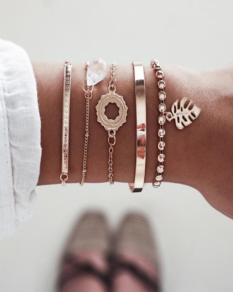 bohemian mixed geometric crystal sun flower leaf multilayer bracelet women fashion ocean beach casual jewelry accessories6250605, Golden;silver
bohemian mixed geometric crystal sun flower leaf multilayer bracelet women fashion ocean beach casual jewelry accessories6250605, Golden;silver
