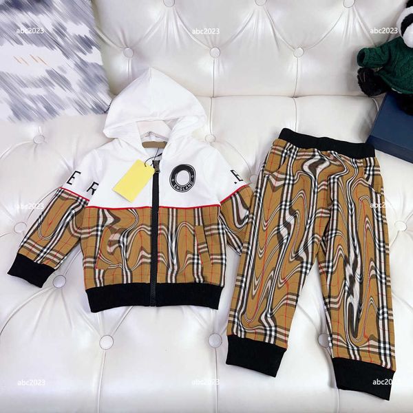 new tracksuits designer kids autumn suits size 90-150 cm 2pcs hooded jacket with upper and lower stitching design and pants aug22, White
new tracksuits designer kids autumn suits size 90-150 cm 2pcs hooded jacket with upper and lower stitching design and pants aug22, White