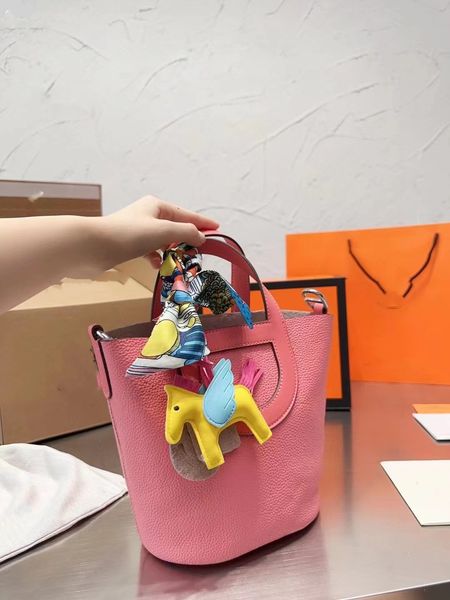 handbag single shoulder bags designer bag women's ladies picotin lock totes large genuine designer leather cowhide portable commuter lu
handbag single shoulder bags designer bag women's ladies picotin lock totes large genuine designer leather cowhide portable commuter lu