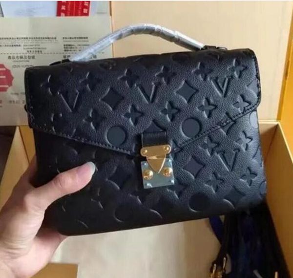 shoulder bag woman sale discount quality metis handbag genuine leather handle brand designer floral letters checkers plaid
shoulder bag woman sale discount quality metis handbag genuine leather handle brand designer floral letters checkers plaid
