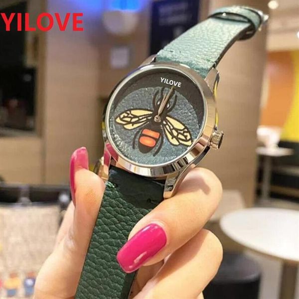 model fashion lady watches casual bee skeleton women leather strap clock luxury female classic generous wristwatc274k, Slivery;brown
model fashion lady watches casual bee skeleton women leather strap clock luxury female classic generous wristwatc274k, Slivery;brown