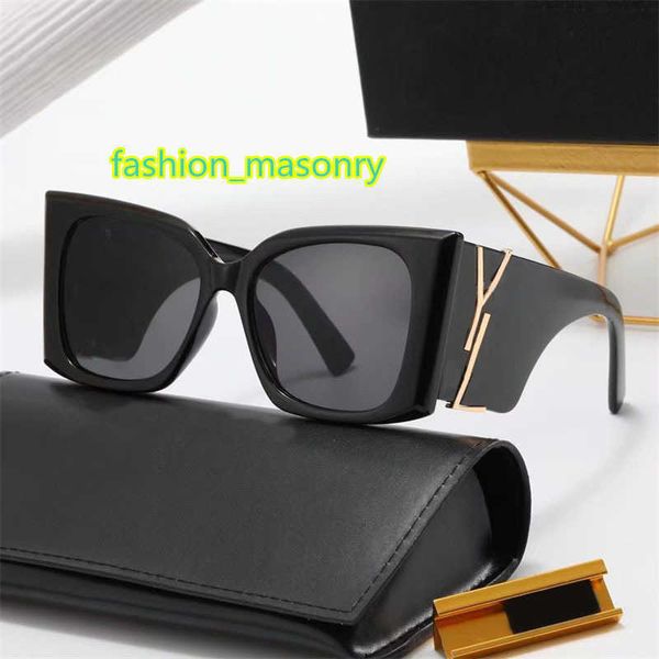 mens womens sunglasses designer sunglasses letters luxury glasses frame letter lunette sun glasses for women oversized polarized senior shad, White;black
mens womens sunglasses designer sunglasses letters luxury glasses frame letter lunette sun glasses for women oversized polarized senior shad, White;black