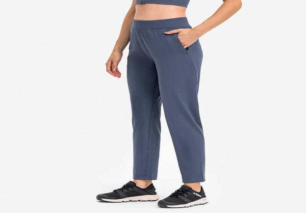 025 women's leggings skin feeling straight casual sports yoga pants loose breathable zipper pocket sports trouses gym clothes running f, Black
025 women's leggings skin feeling straight casual sports yoga pants loose breathable zipper pocket sports trouses gym clothes running f, Black