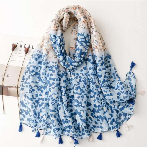 bohemian national style travel scarves sunblock shawl balinese cotton scarf cashew nut stitching leopard print, Blue;gray
bohemian national style travel scarves sunblock shawl balinese cotton scarf cashew nut stitching leopard print, Blue;gray