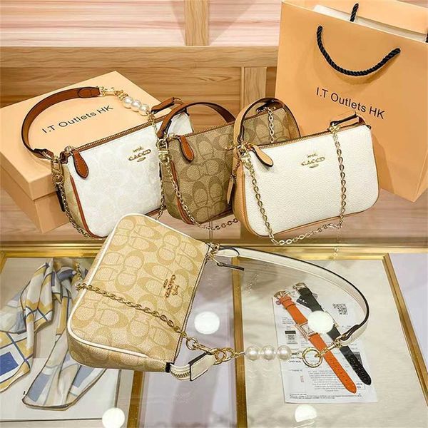 2023 new women's kouchi underarm pearl chain portable small square classic shoulder old flower bag 60% off outlet online
2023 new women's kouchi underarm pearl chain portable small square classic shoulder old flower bag 60% off outlet online
