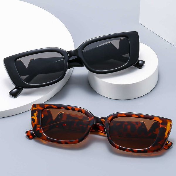 2023 new box sunglasses for women with round face ins. popular street skorean edition polarized for men with driving glasses hd6n, White;black
2023 new box sunglasses for women with round face ins. popular street skorean edition polarized for men with driving glasses hd6n, White;black
