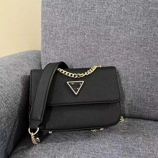new chain splicing solid color small square single shoulder crossbody women's bag 70% off outlet clearance
new chain splicing solid color small square single shoulder crossbody women's bag 70% off outlet clearance