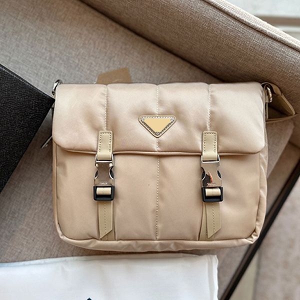 padded messenger bag cross body bags palin nylon handbags purse silver hardware removable strap fashion letters women shoulder bags 27cm
padded messenger bag cross body bags palin nylon handbags purse silver hardware removable strap fashion letters women shoulder bags 27cm
