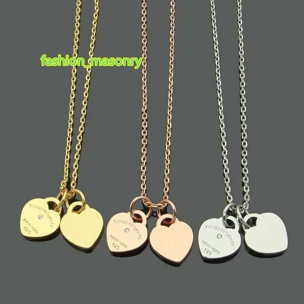 brand classic t single peach heart pendant necklace fashion charm dropping oil diamond necklace for women designer necklace jewelry jewelry, Silver
brand classic t single peach heart pendant necklace fashion charm dropping oil diamond necklace for women designer necklace jewelry jewelry, Silver