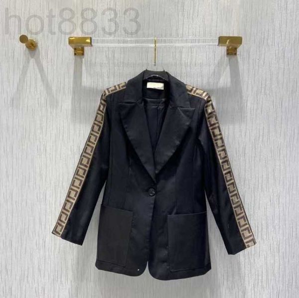designer women's suit jacket designer blazer jacket classic blazers double-letter button spring clothes temperament jackets ng63, White;black
designer women's suit jacket designer blazer jacket classic blazers double-letter button spring clothes temperament jackets ng63, White;black
