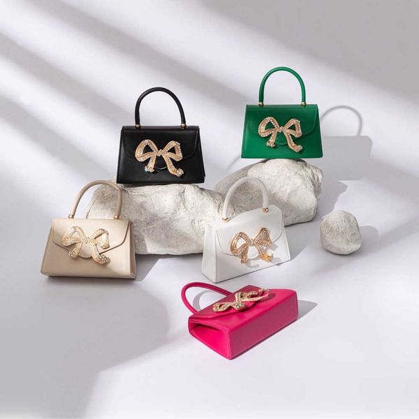 henglida 2023 winter new pu dinner bag bridal bag fashion women's handheld bag 230902
henglida 2023 winter new pu dinner bag bridal bag fashion women's handheld bag 230902