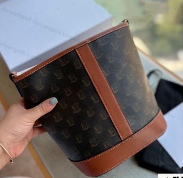 designer bag women shoulder bag underarm bucket bag mini handbag crossbody purse fashion genuine leather large capacity classic letter clutc
designer bag women shoulder bag underarm bucket bag mini handbag crossbody purse fashion genuine leather large capacity classic letter clutc