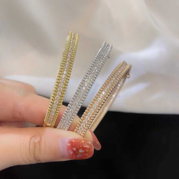 designer bracele vcat pendant fashion luxury jewelry diamond gold necklace ring accessories clover bangle womenhigh version fourleaf flower, Silver
designer bracele vcat pendant fashion luxury jewelry diamond gold necklace ring accessories clover bangle womenhigh version fourleaf flower, Silver