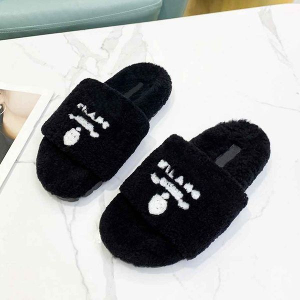designer slippers luxury flat bottom women's sandals black and white inverted triangle lamb plush slippers women's fashion brand o
designer slippers luxury flat bottom women's sandals black and white inverted triangle lamb plush slippers women's fashion brand o