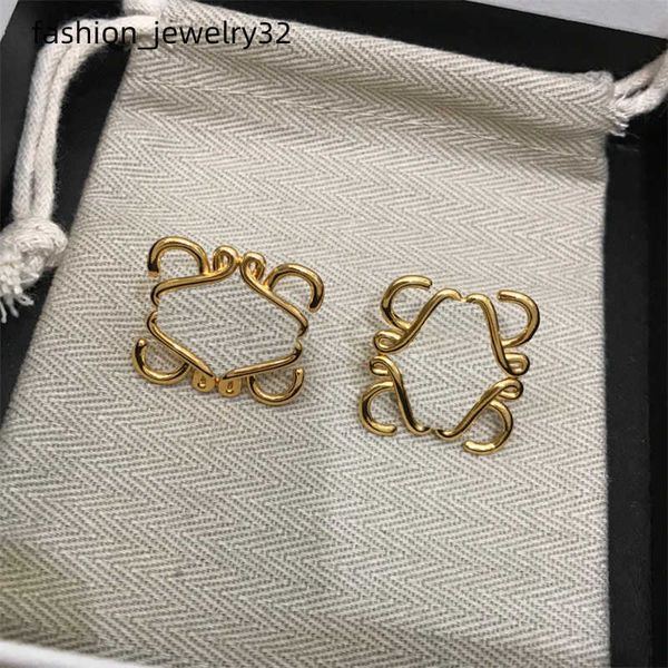 gold anagram stud women designer jewelry party geometric sqaure earrings ladies luxury dangle studs ear hoops lover earring, Golden;silver
gold anagram stud women designer jewelry party geometric sqaure earrings ladies luxury dangle studs ear hoops lover earring, Golden;silver