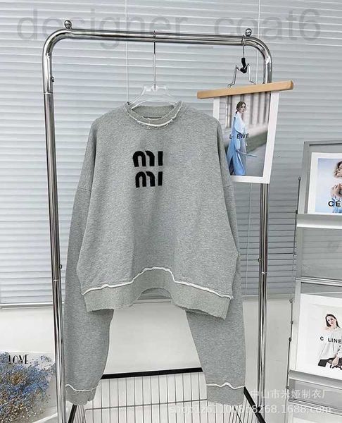 womens hoodies & sweatshirts designer early autumn 2023 new grey letter round neck long sleeve versatile loose short sweater trend, Black
womens hoodies & sweatshirts designer early autumn 2023 new grey letter round neck long sleeve versatile loose short sweater trend, Black