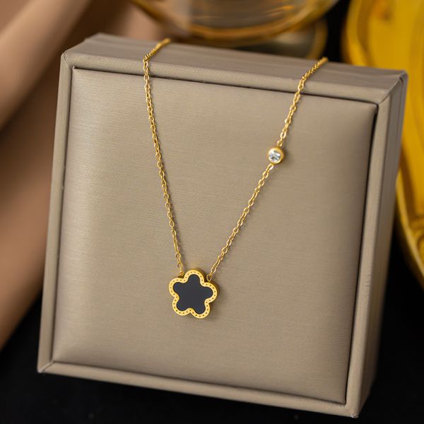 

Elegant Design Five Leaf Clover Necklace Stainless Steel Wedding Jewelry for Gift