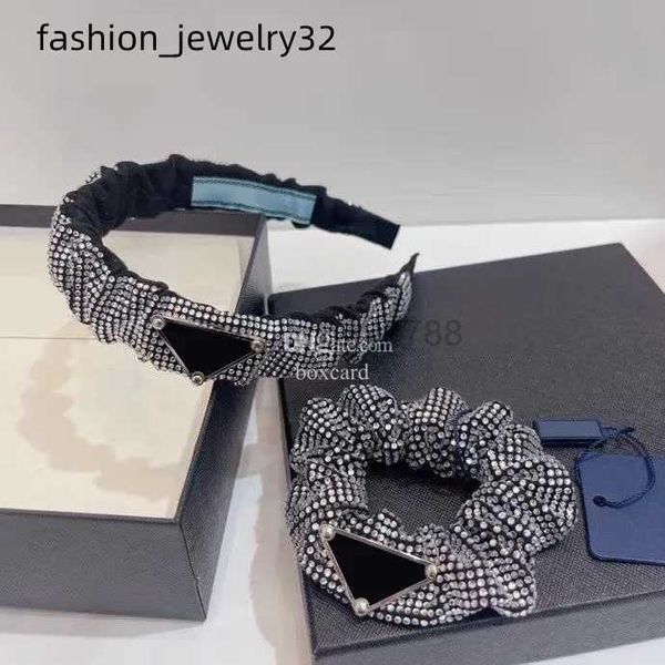 full diamond designer headbands metal triangle headband women night club hair hoop sparkle crystal hairpin wholesale, Silver
full diamond designer headbands metal triangle headband women night club hair hoop sparkle crystal hairpin wholesale, Silver