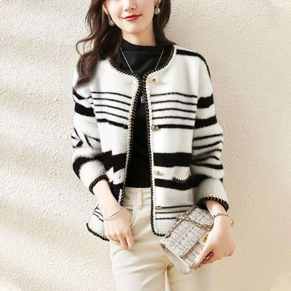 mink like wool sweaters striped womens short jacket autumn and winter korean style sweater cardigan, White;black
mink like wool sweaters striped womens short jacket autumn and winter korean style sweater cardigan, White;black