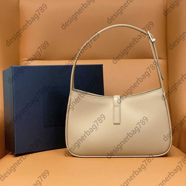 designer hobo bag luxury underarm bags 23cm 10a mirror quality tanned leather shoulder handbag with box y031
designer hobo bag luxury underarm bags 23cm 10a mirror quality tanned leather shoulder handbag with box y031